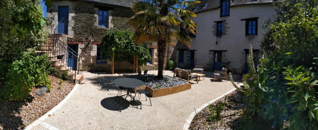 La Cour Des Ursulines Hotell Josselin Eksteriør bilde